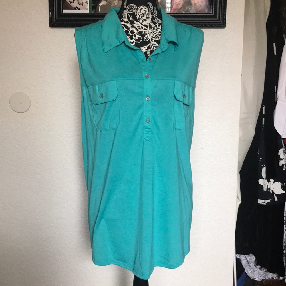 New Never Worn No Tags Sleeveless Blouse